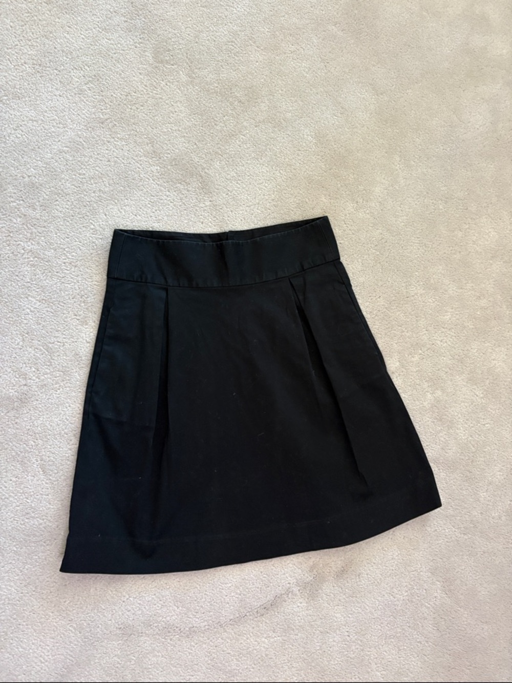 Skirt A-Lined black Old Navy with Front Pleats size 6